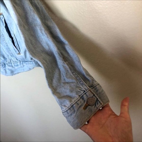 Levi’s Strauss Jean Jacket - Picture 5 of 10